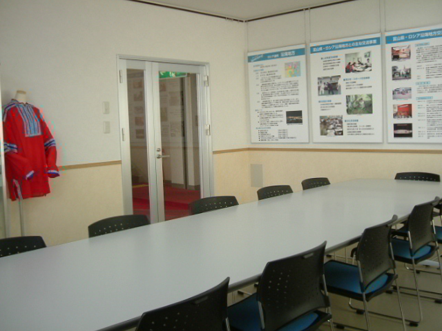 203号室（モンゴル風会議室）、204号室（ロシア風会議室）